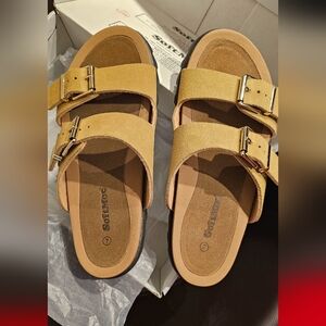 Softmoc Sandals Brand New In Box